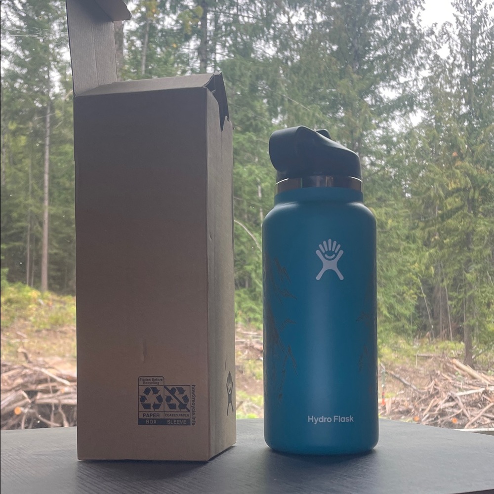 Hydro Flask Limited Edition Etched Bottle